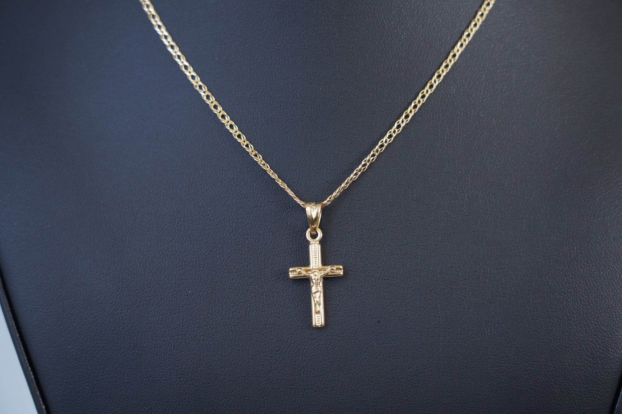 Small Cross Pendant Necklace