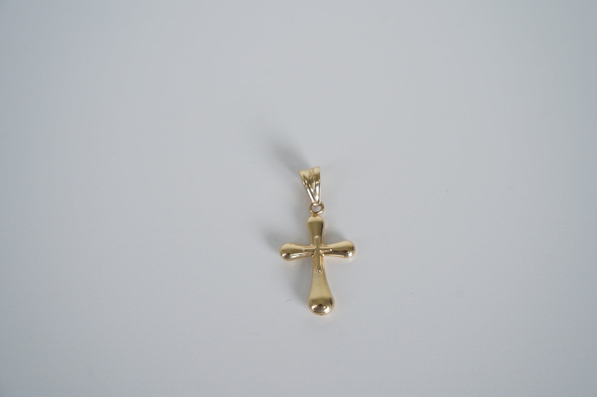 Smooth Rounded Gold Cross Pendant